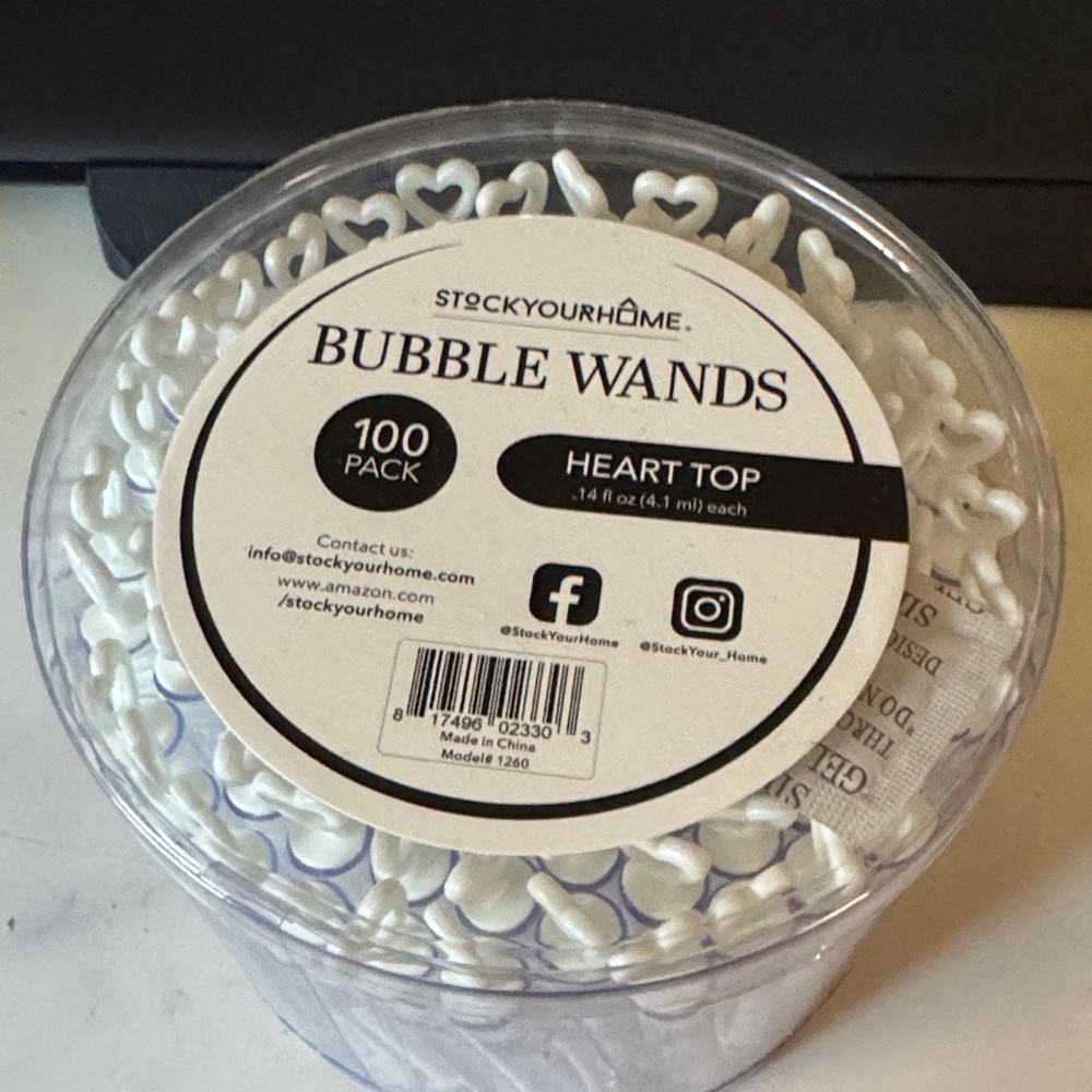 White Heart Top Bubble Wands - 100 Pack